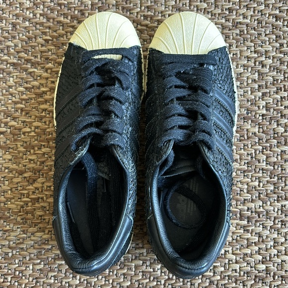 Adidas Superstar - Picture 2 of 5